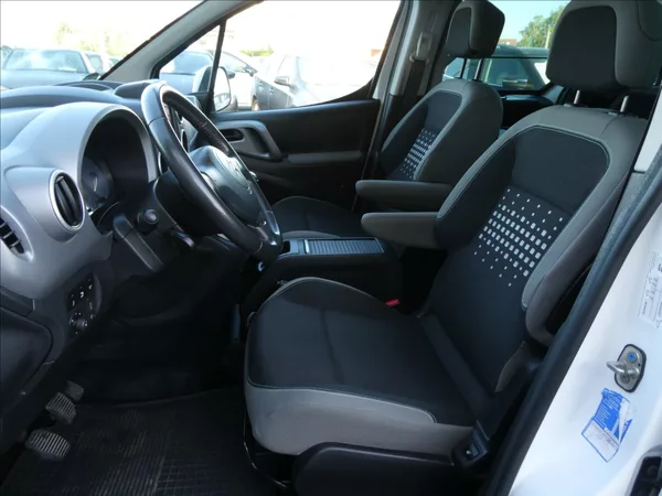 Citroën Berlingo 1,2 PT 81kW Multispace Panoram - foto 18