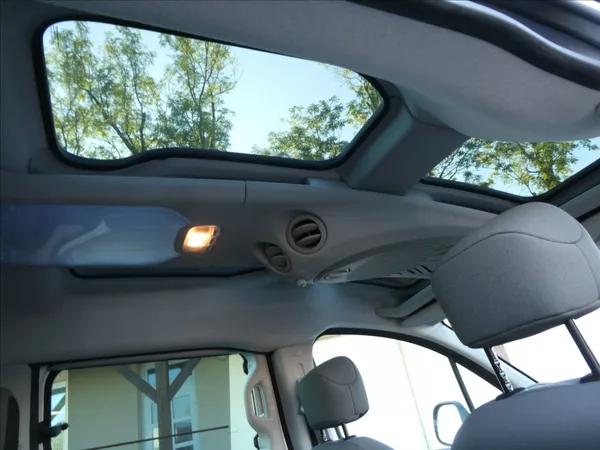 Citroën Berlingo 1,2 PT 81kW Multispace Panoram - foto 26