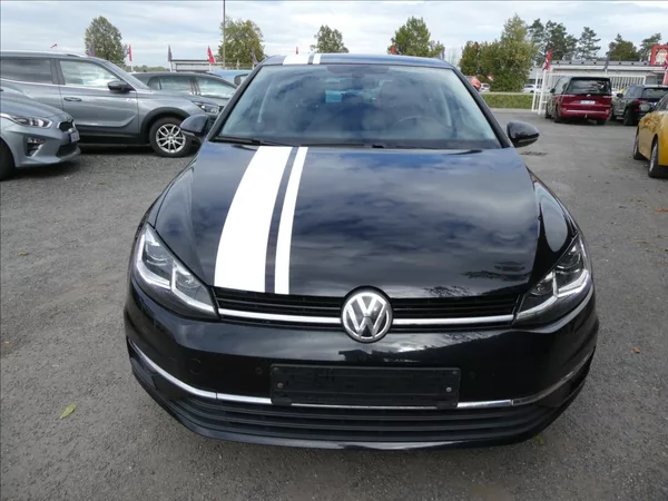 Volkswagen Golf 1,6 TDi 85kW navi,led,serviska - foto 3