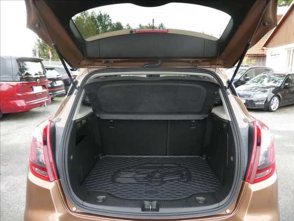 Opel Mokka 1,4 X T ULTIMATE, serviska, ČR - foto 17