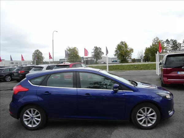 Ford Focus 1,5 110kW 1.MAJITEL, SERVISKA - foto 12