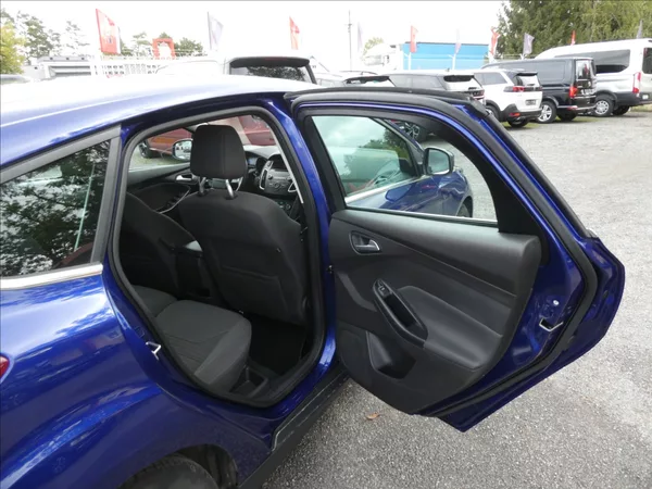 Ford Focus 1,5 110kW 1.MAJITEL, SERVISKA - foto 25