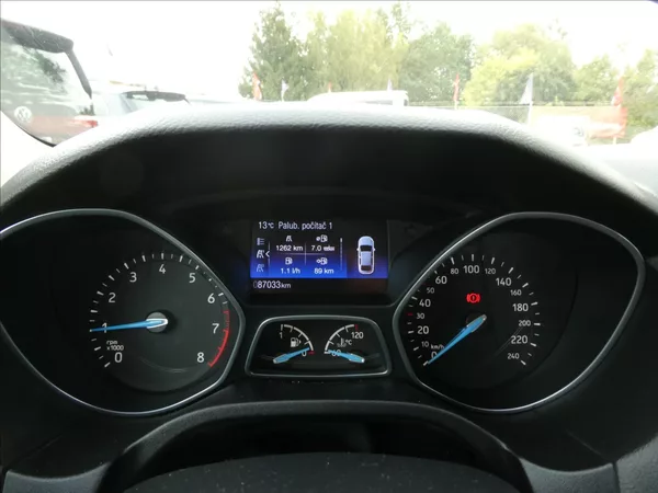 Ford Focus 1,5 110kW 1.MAJITEL, SERVISKA - foto 33