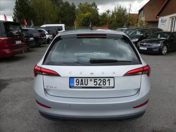 Škoda Scala 1,0 TSi 70kW ČR, DPH, klima - foto 8