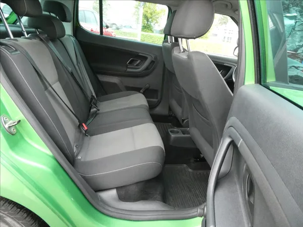 Škoda Fabia 1,2 TSi 63kW po servise,klima - foto 21