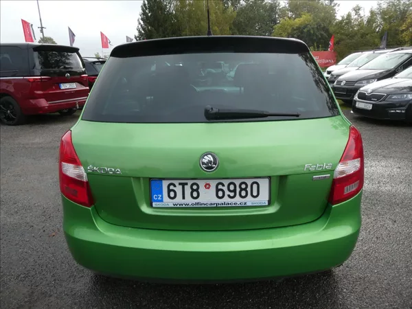 Škoda Fabia 1,2 TSi 63kW po servise,klima - foto 8