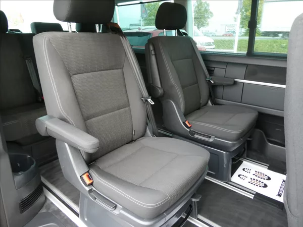Volkswagen Multivan 2,0 TDi 110kW DSG,BULLI,1.maj. - foto 25