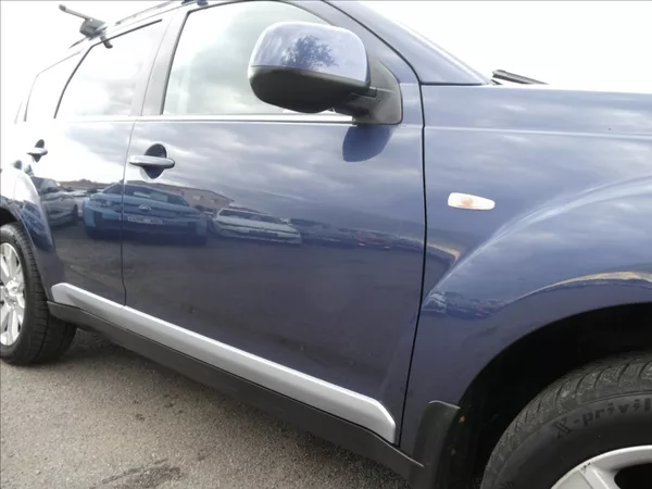 Mitsubishi Outlander 2,4 i 125kW 7.míst,4x4,automat - foto 11
