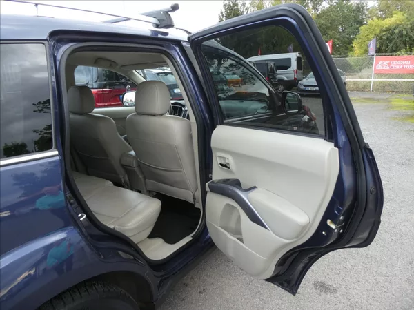 Mitsubishi Outlander 2,4 i 125kW 7.míst,4x4,automat - foto 24