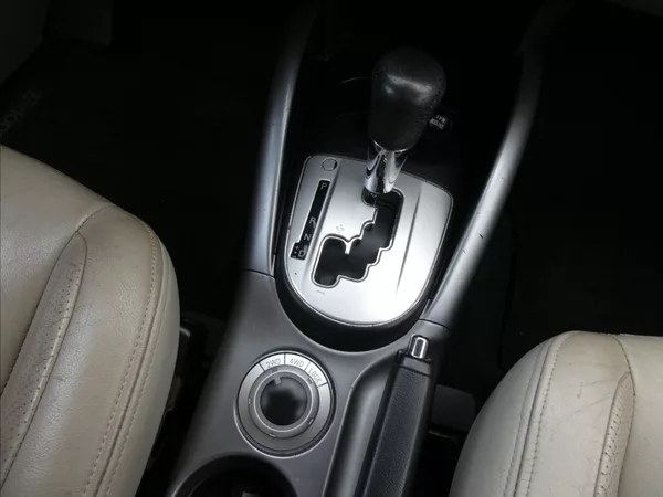 Mitsubishi Outlander 2,4 i 125kW 7.míst,4x4,automat - foto 28