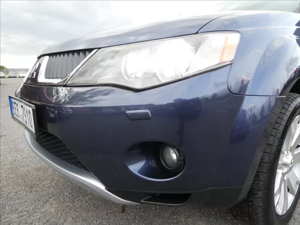 Mitsubishi Outlander 2,4 i 125kW 7.míst,4x4,automat - foto 4