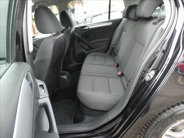 Volkswagen Golf 1,6 TDi 77kW serviska, závěs - foto 22