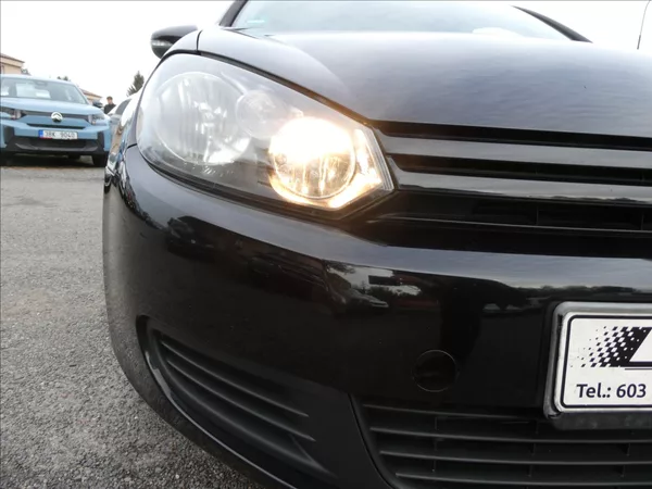 Volkswagen Golf 1,6 TDi 77kW serviska, závěs - foto 5