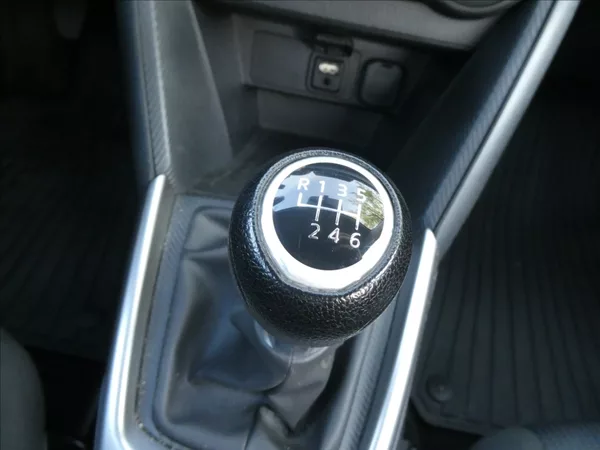 Mazda CX-3 2,0 Skyactiv-G120 Revolution - foto 27