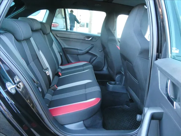 Škoda Rapid 1,6 TDi 85kW MonteCarlo, ČR - foto 28