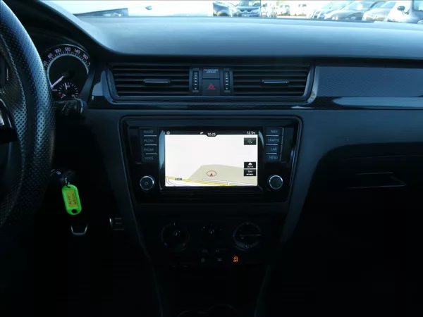Škoda Rapid 1,6 TDi 85kW MonteCarlo, ČR - foto 30