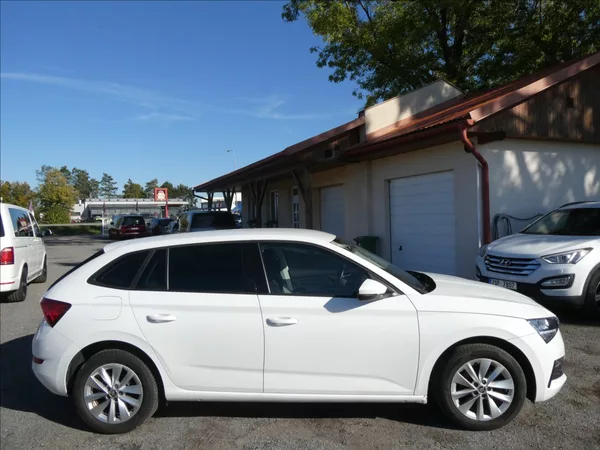 Škoda Scala 1,0 TSi 81kW Style, NAVIGACE - foto 12