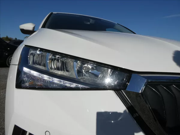 Škoda Scala 1,0 TSi 81kW Style, NAVIGACE - foto 5