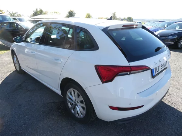 Škoda Scala 1,0 TSi 81kW Style, NAVIGACE - foto 7