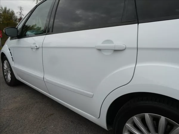Ford S-MAX 2,0 TDCi 120kW AUT, po servise - foto 14