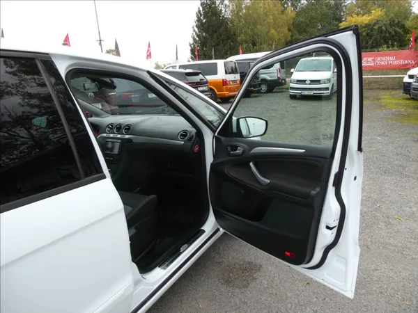 Ford S-MAX 2,0 TDCi 120kW AUT, po servise - foto 22