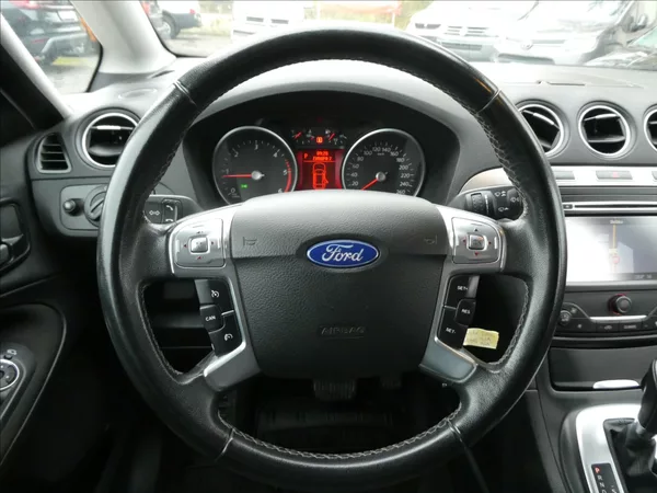 Ford S-MAX 2,0 TDCi 120kW AUT, po servise - foto 30