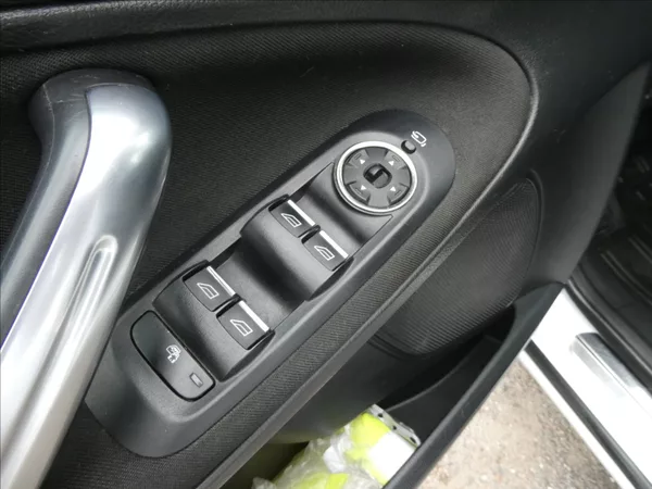 Ford S-MAX 2,0 TDCi 120kW AUT, po servise - foto 32