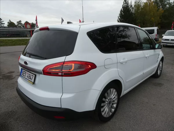 Ford S-MAX 2,0 TDCi 120kW AUT, po servise - foto 9