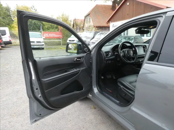 Dodge Durango 3,6 V6 GT facelift, 2x pneu - foto 24