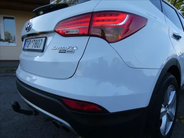 Hyundai Santa Fe 2,2 CRDi 4x4 Automat,DPH,Premi - foto 10