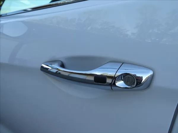 Hyundai Santa Fe 2,2 CRDi 4x4 Automat,DPH,Premi - foto 16