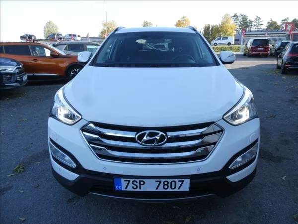 Hyundai Santa Fe 2,2 CRDi 4x4 Automat,DPH,Premi - foto 2