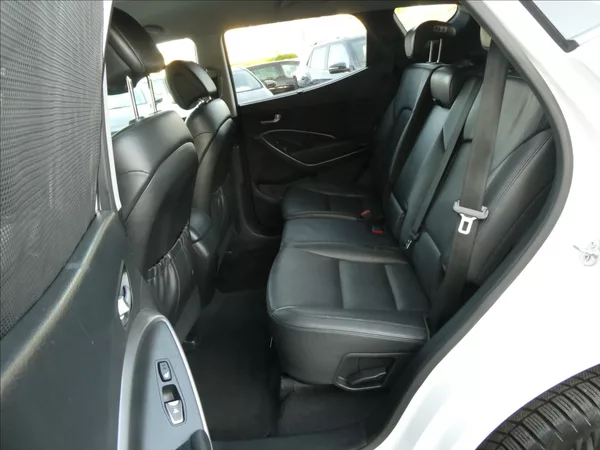Hyundai Santa Fe 2,2 CRDi 4x4 Automat,DPH,Premi - foto 23