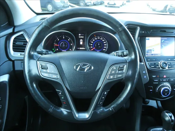 Hyundai Santa Fe 2,2 CRDi 4x4 Automat,DPH,Premi - foto 31