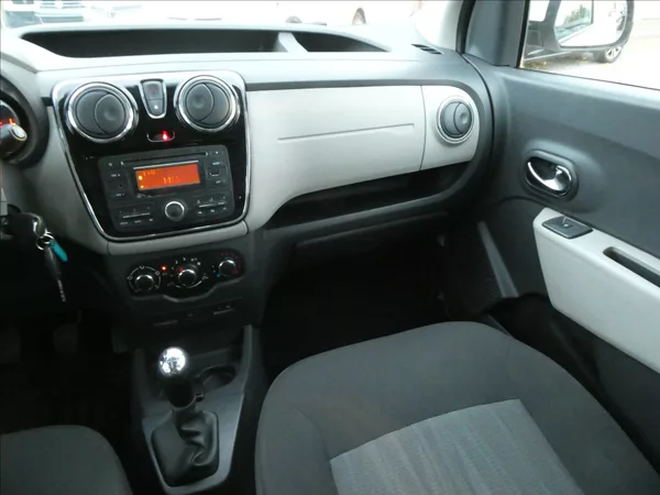 Dacia Dokker 1,6 SCe 75kW klima, ČR, závěs - foto 27