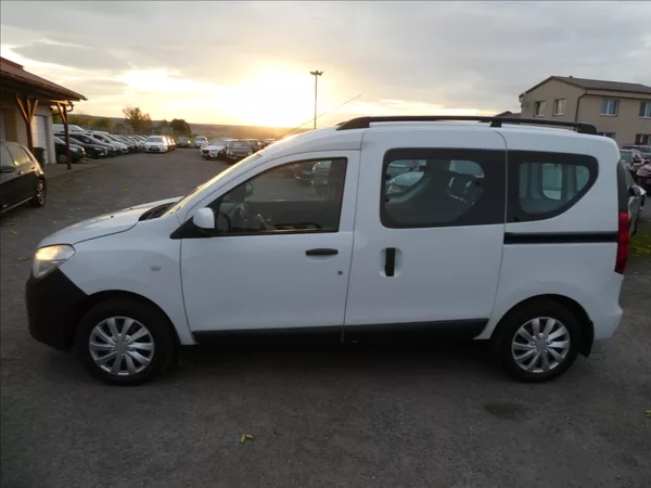 Dacia Dokker 1,6 SCe 75kW klima, ČR, závěs - foto 6