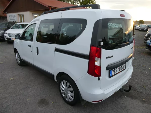 Dacia Dokker 1,6 SCe 75kW klima, ČR, závěs - foto 7