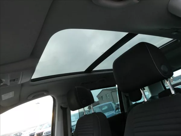 Volkswagen Sharan 2,0 TDi 103kW Cup,2xkola,panor - foto 18