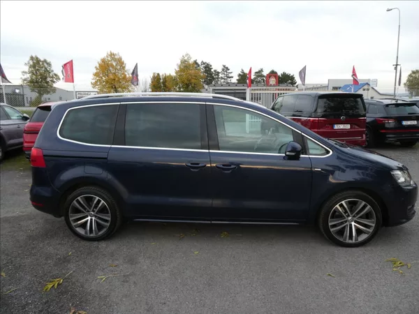 Volkswagen Sharan 2,0 TDi 103kW Cup,2xkola,panor - foto 2