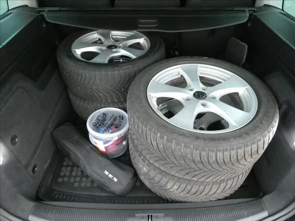 Volkswagen Sharan 2,0 TDi 103kW Cup,2xkola,panor - foto 29