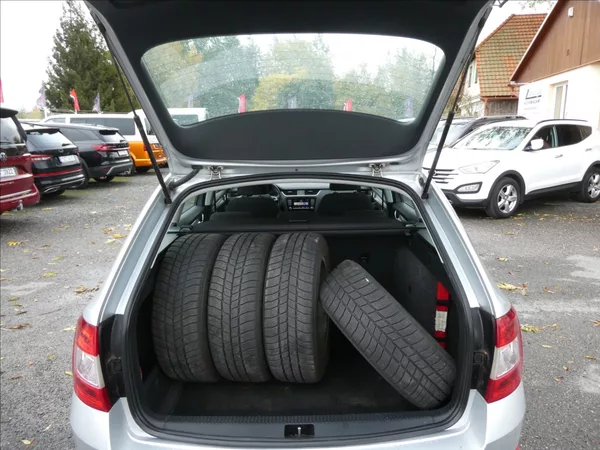 Škoda Octavia 1,4 TSi 110kW DSG, 2x Alu kola - foto 17