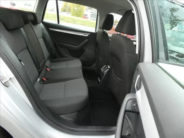 Škoda Octavia 1,4 TSi 110kW DSG, 2x Alu kola - foto 26