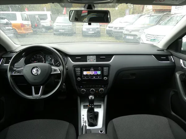 Škoda Octavia 1,4 TSi 110kW DSG, 2x Alu kola - foto 27