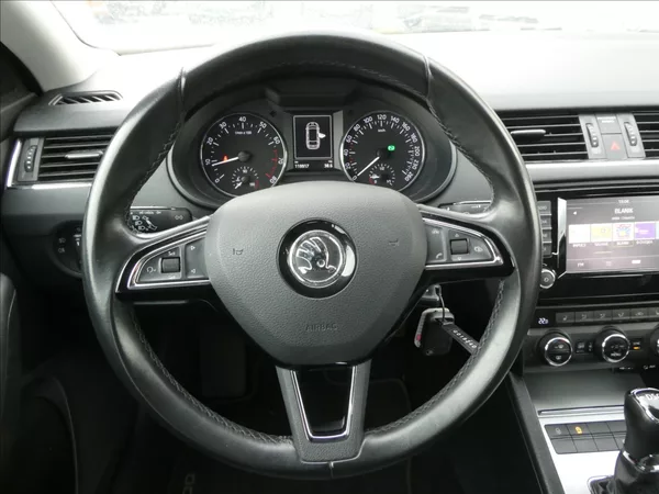 Škoda Octavia 1,4 TSi 110kW DSG, 2x Alu kola - foto 30