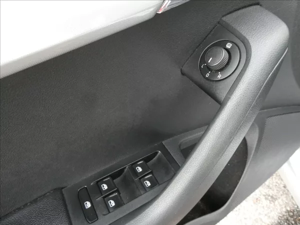 Škoda Octavia 1,4 TSi 110kW DSG, 2x Alu kola - foto 32