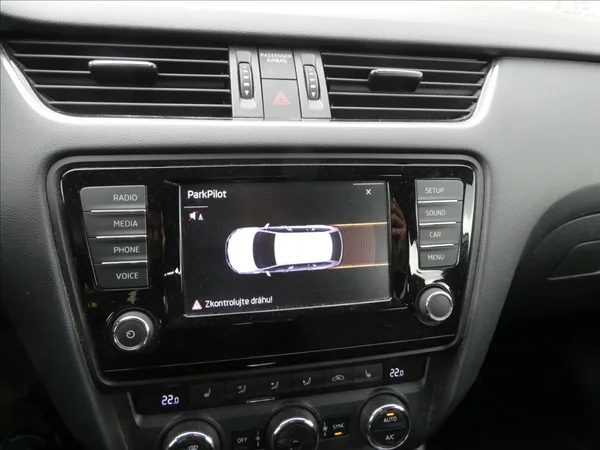Škoda Octavia 1,4 TSi 110kW DSG, 2x Alu kola - foto 34