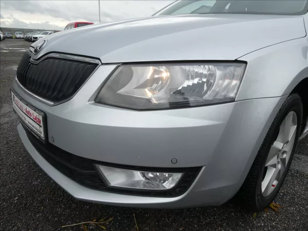 Škoda Octavia 1,4 TSi 110kW DSG, 2x Alu kola - foto 4