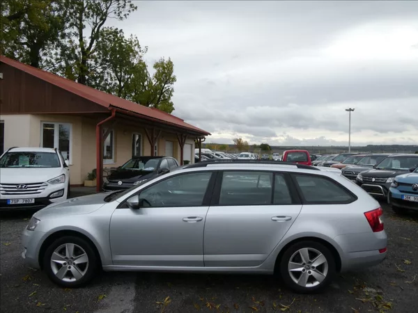 Škoda Octavia 1,4 TSi 110kW DSG, 2x Alu kola - foto 6