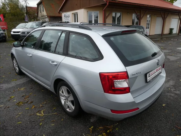 Škoda Octavia 1,4 TSi 110kW DSG, 2x Alu kola - foto 7