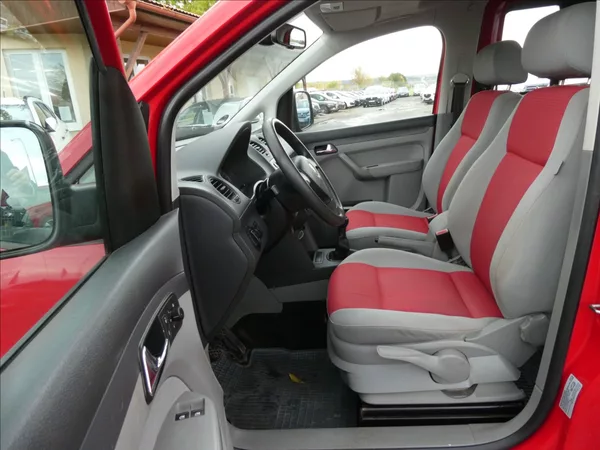Volkswagen Caddy 1,4 i 59kW závěs, LIFE - foto 17